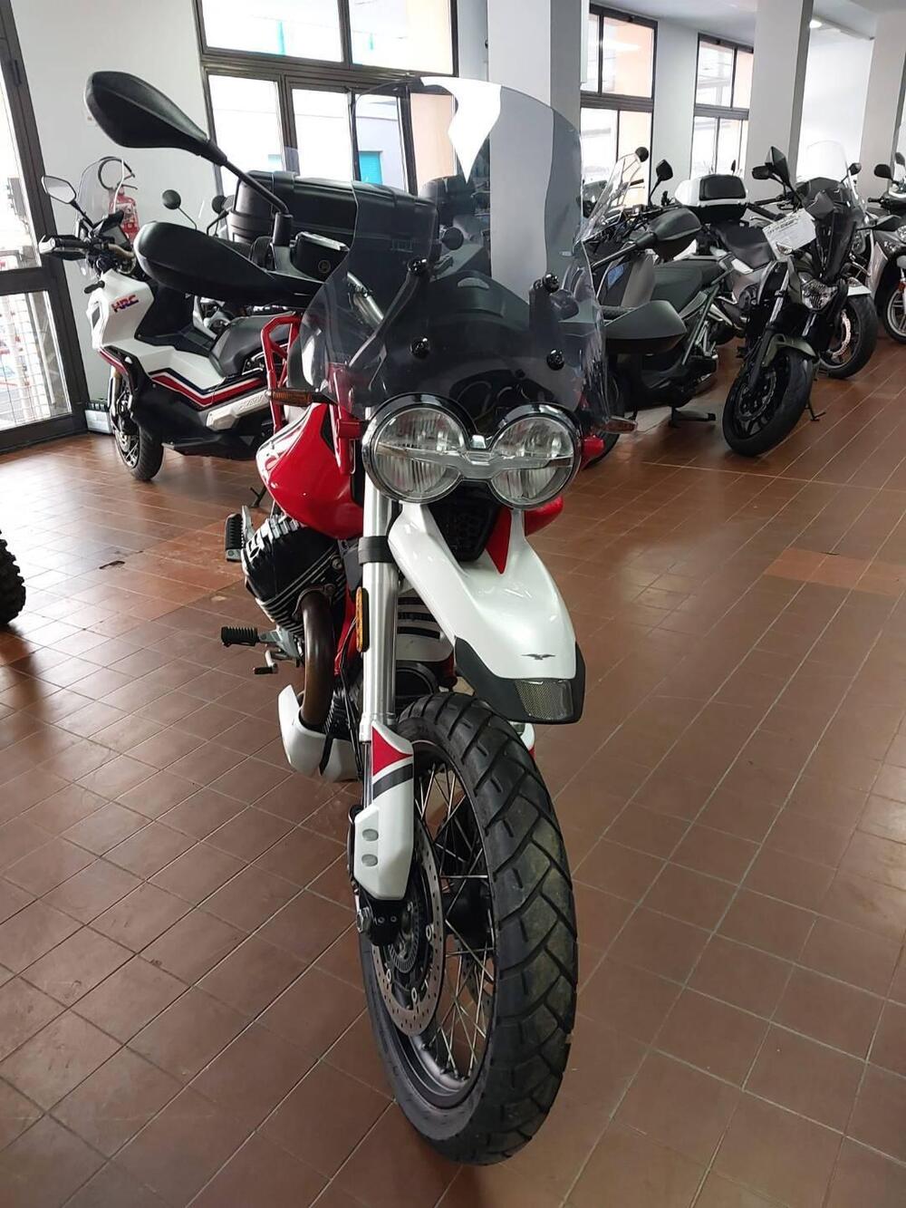 Moto Guzzi V85 TT Evocative Graphics (2019 - 20) (4)