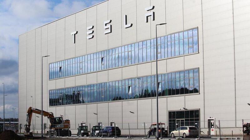 Tesla Gigafactory: stop a Berlino, rivendicazione dell&#039;attentato 