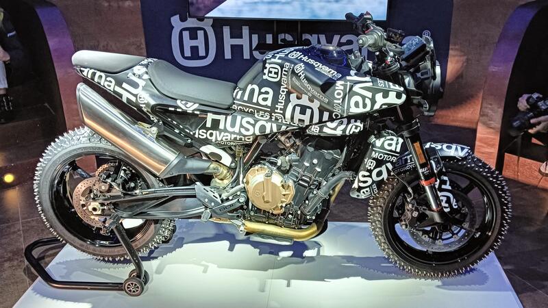 Husqvarna Svartpilen 801 2024 in arrivo il 19 marzo: ecco il prototipo