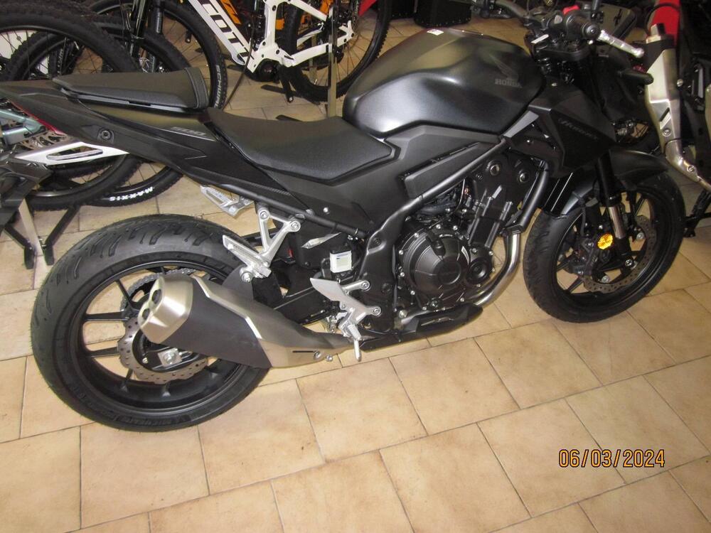 Honda CB 500 Hornet (2024 - 25) (4)