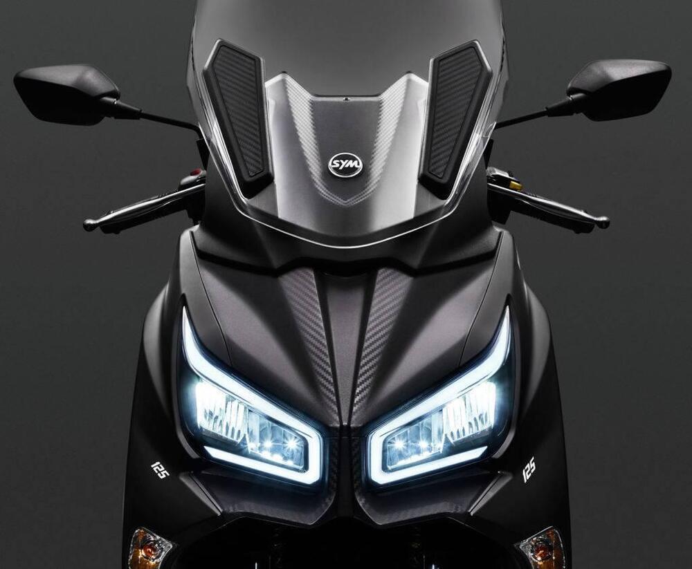 Sym Joymax 300 Z+ (2021 - 24) (2)