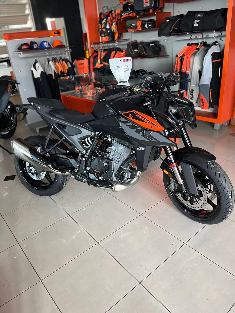 KTM 990 Duke (2024 - 26)