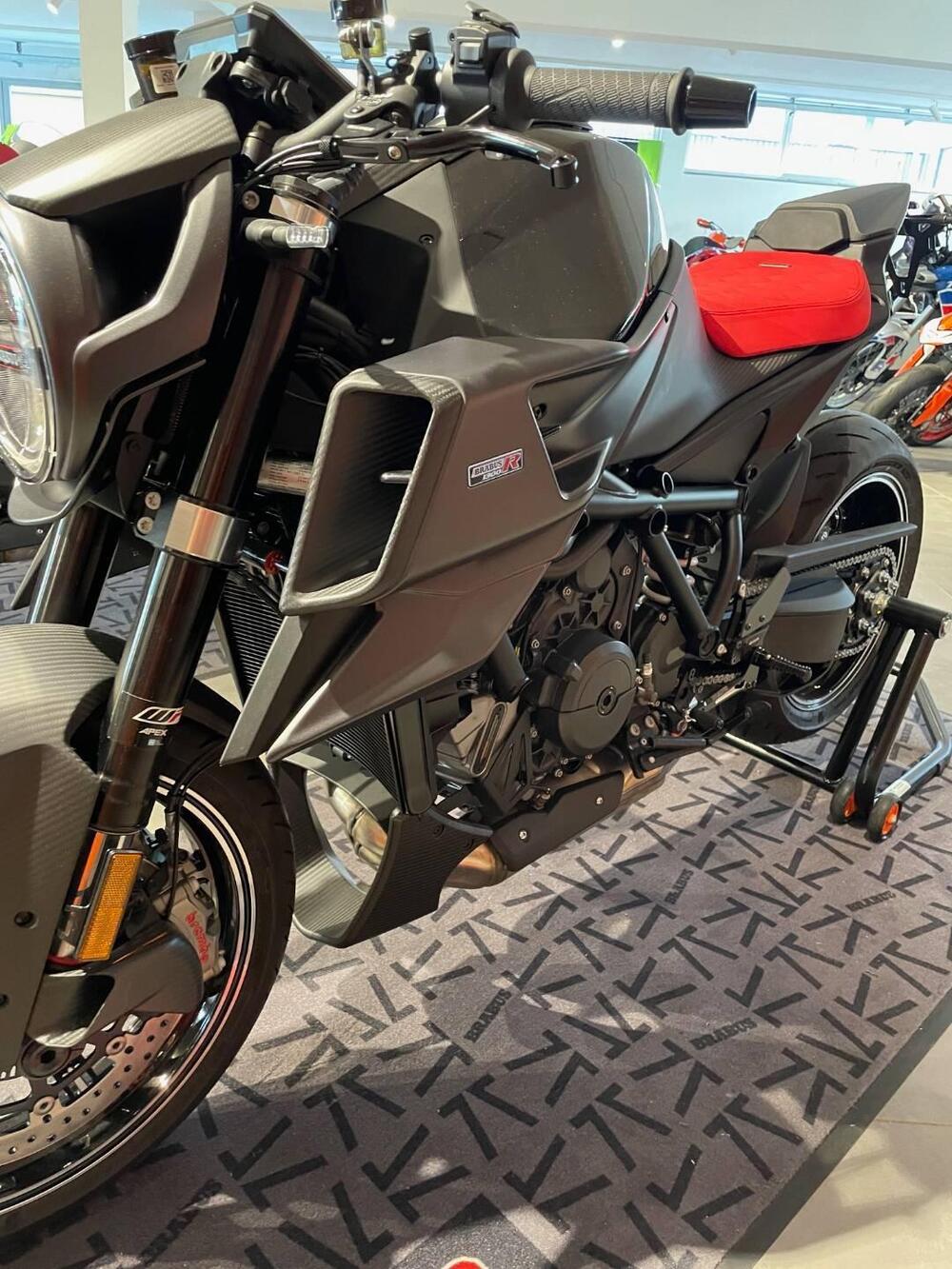 KTM 1290 Super Duke RR (2021) (3)