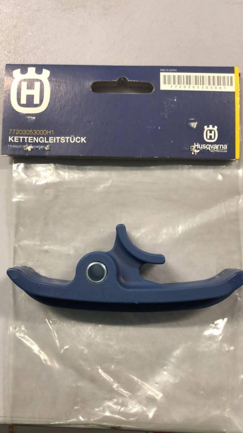PATTINO CATENA BLU PER HUSQVARNA TE 250 E 300 7720 (2)