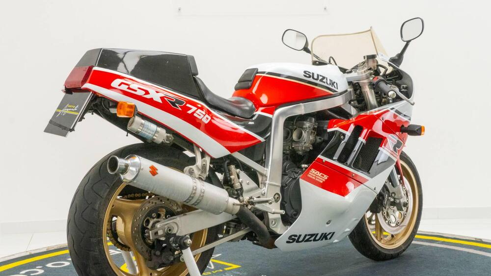 Suzuki GSX R 750 (1990) (4)