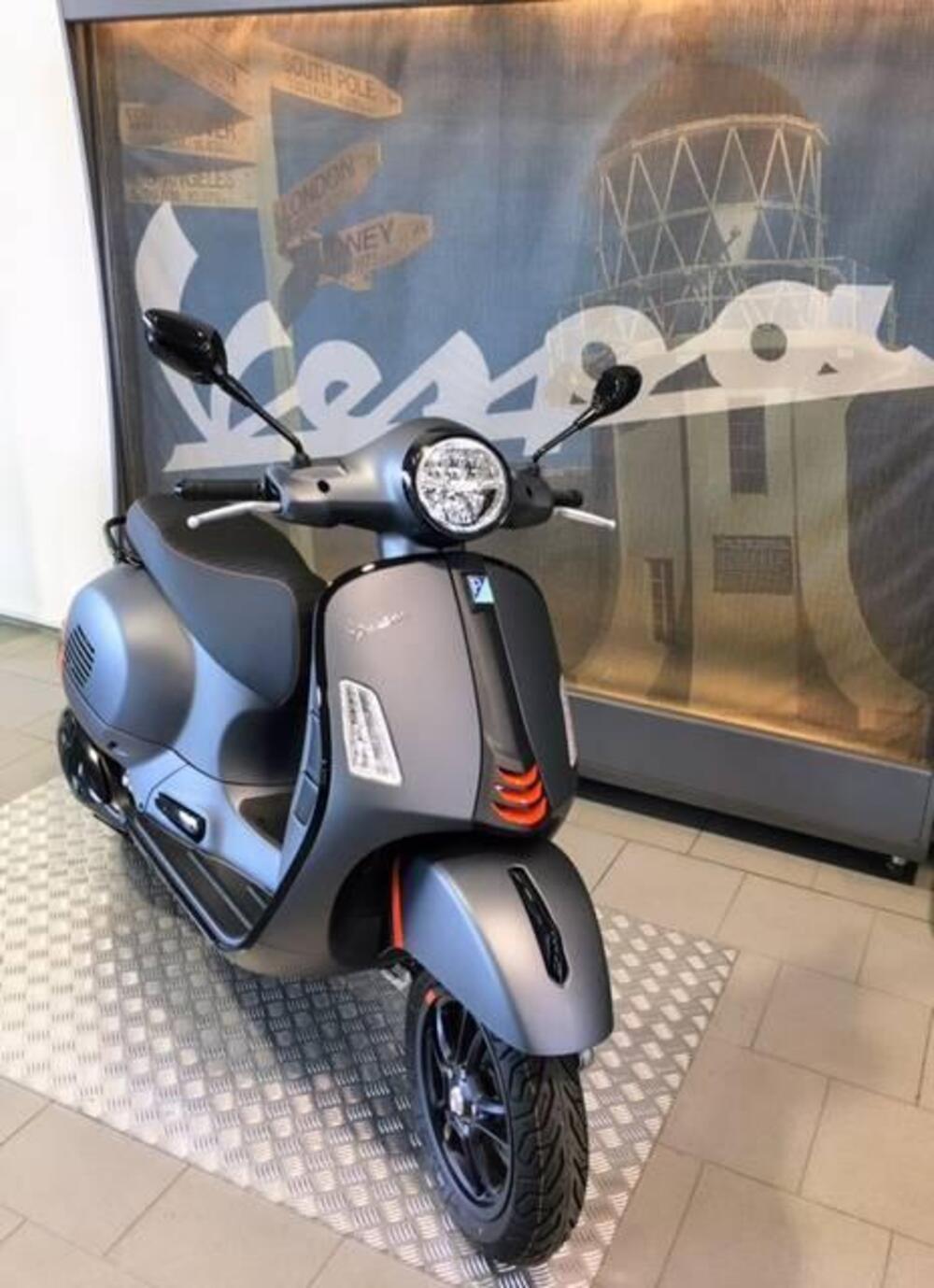 Vespa GTS 310 Supersport (2025)