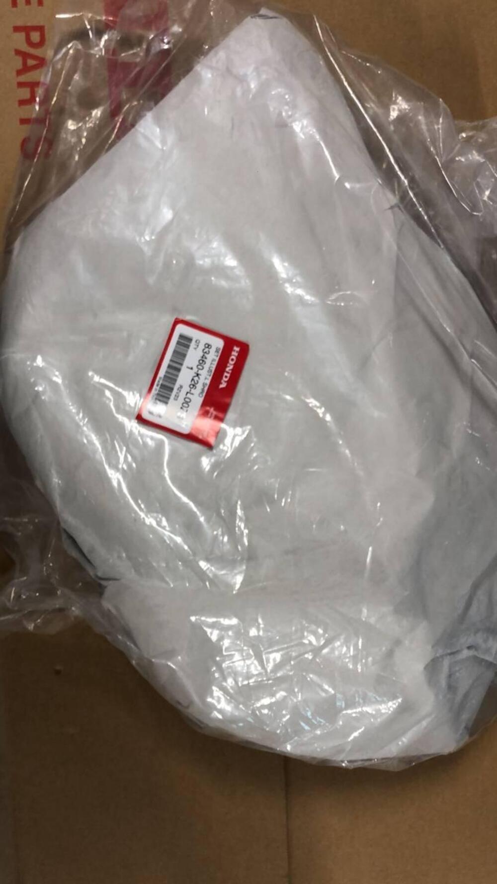 CARENA ANT. S. HONDA GROM 125 CODICE 83460K26L00ZS (5)