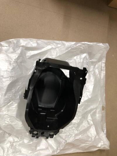 VANO CASCO HONDA XADV E FORZA 750. CODICE 81210MKT