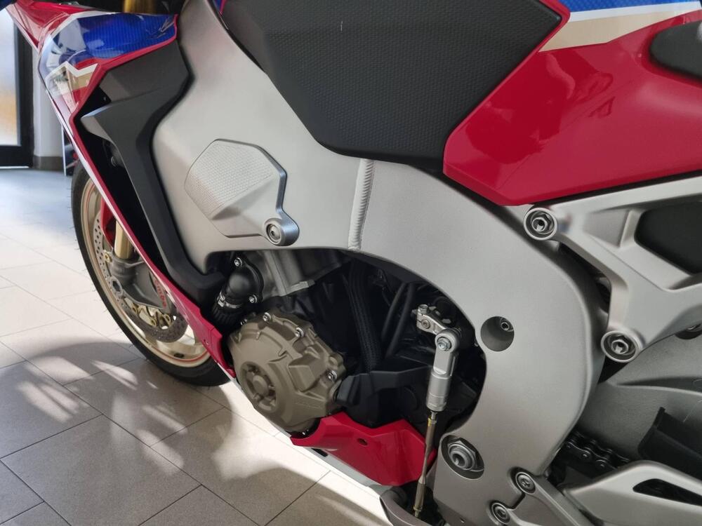 Honda CBR 1000 RR Fireblade SP2 (2017 - 18) (4)