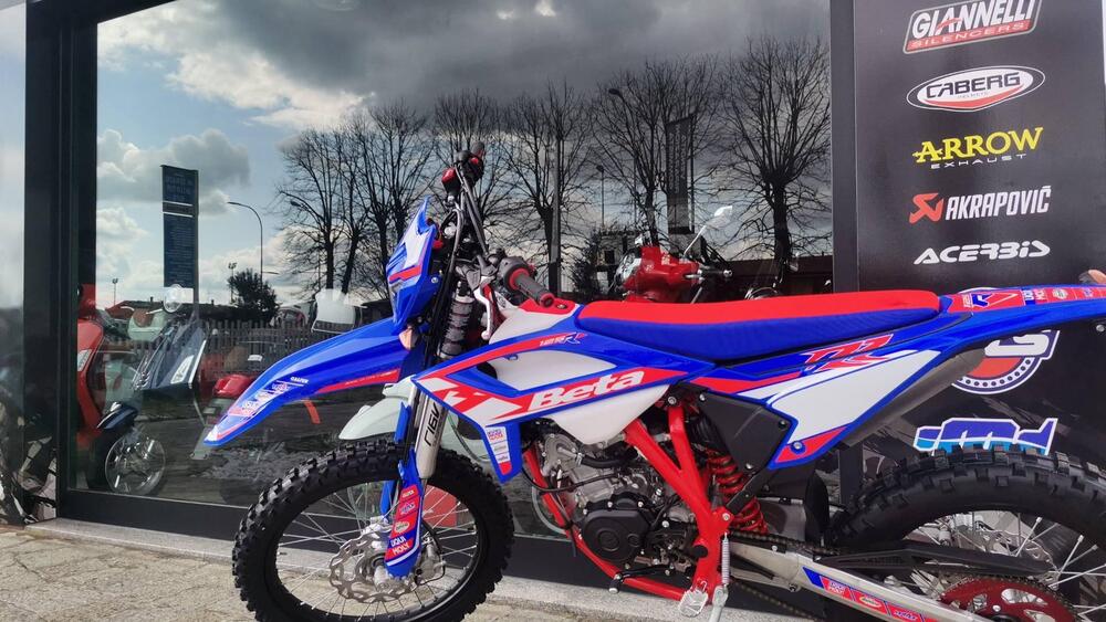 Betamotor RR 125 4T Motard R (2023 - 24) (2)