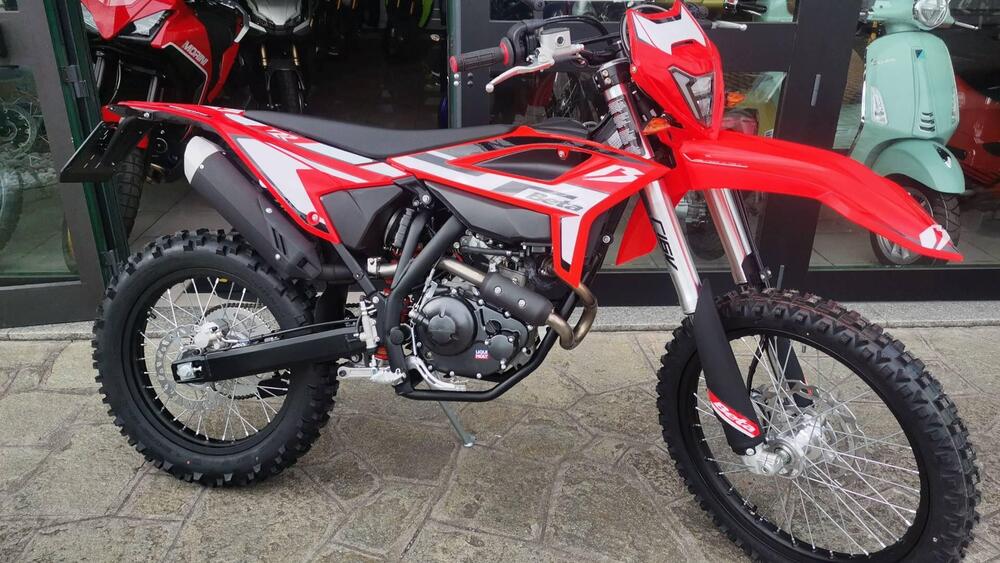 Betamotor RR 125 4T Motard T (2023 - 24) (3)