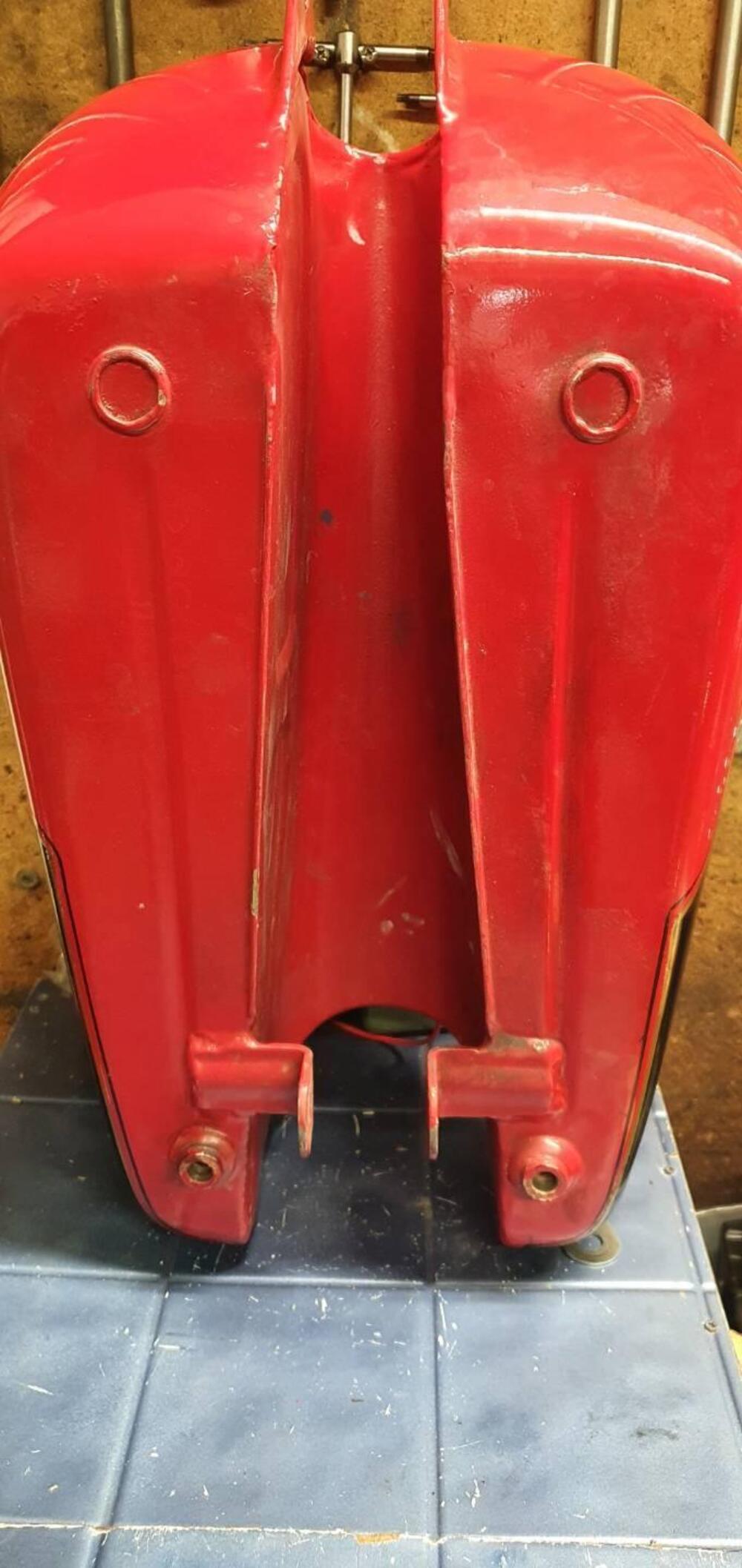 Serbatoio benzina moto Guzzi Falcone (2)