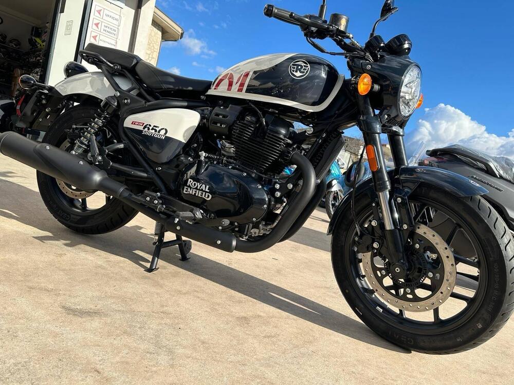 Royal Enfield Shotgun 650 (2024 - 25)