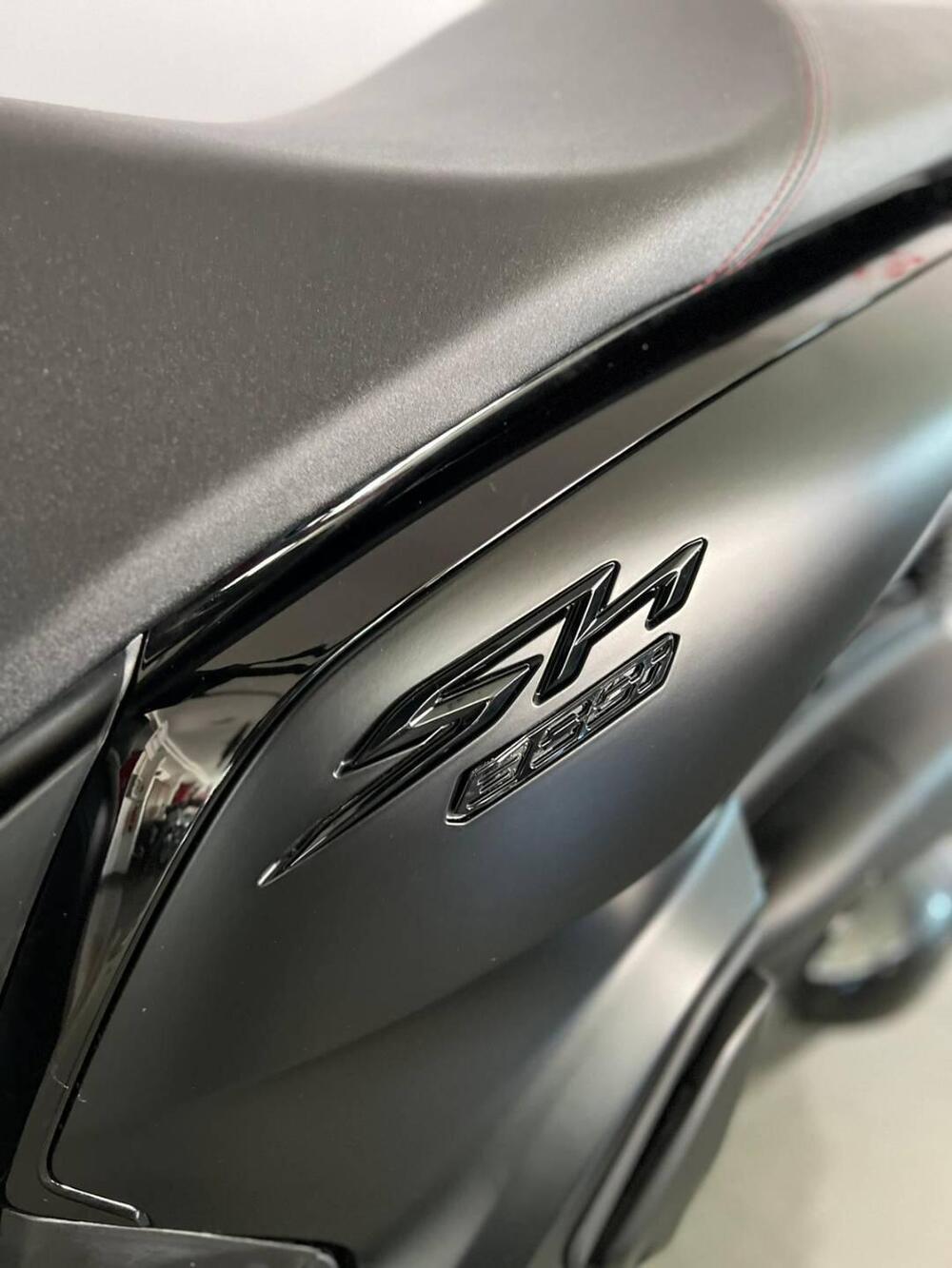 Honda SH 300 i ABS (2016 - 20) (6)