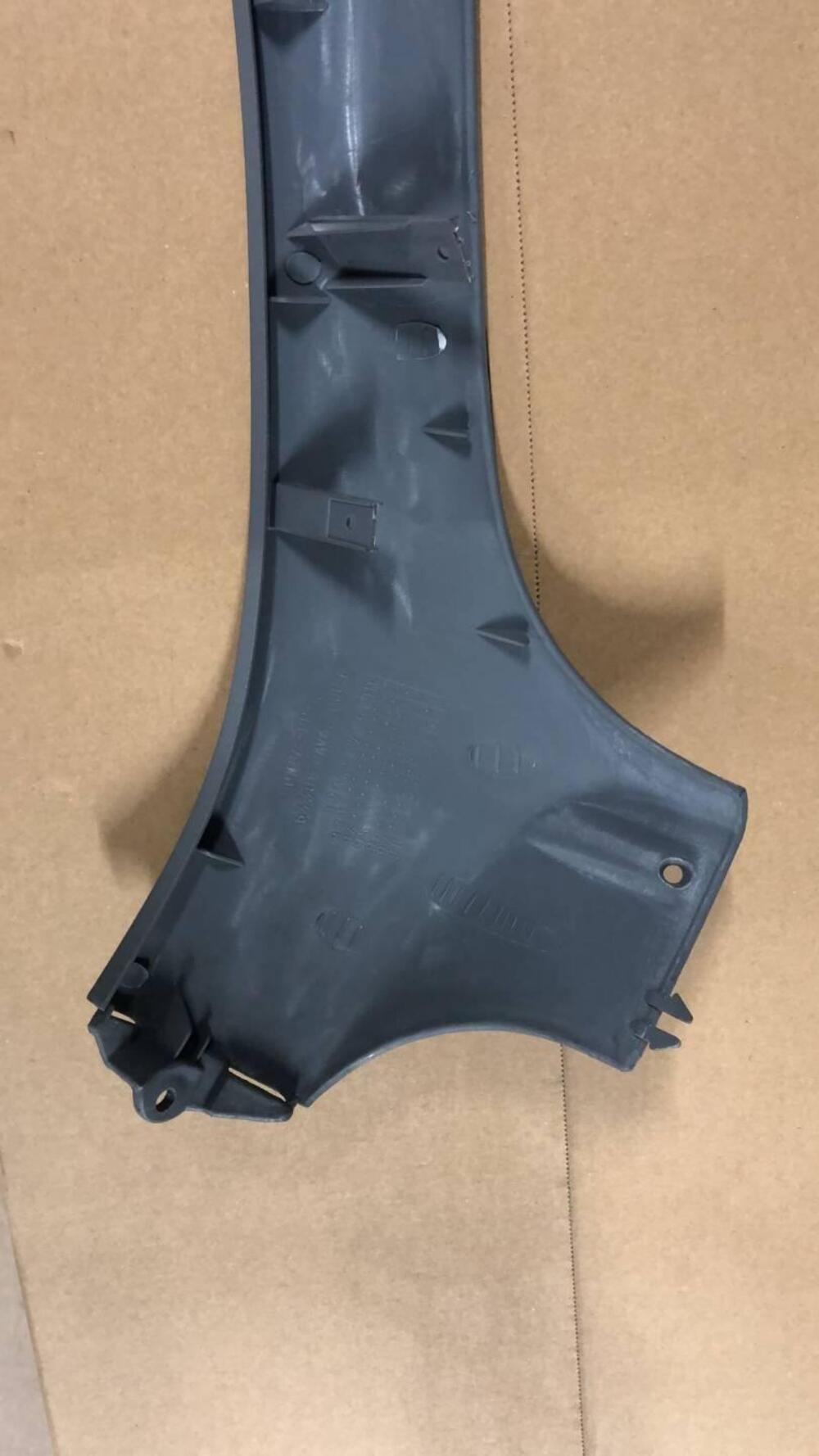 CARENA ANTERIORE SINISTRA USATA PER HONDA BALI 50 (4)