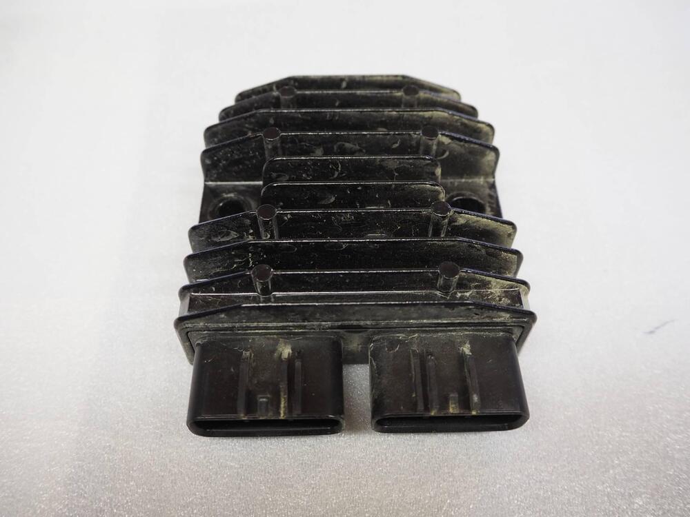 MV Agusta regolatore di tensione 8000C0217