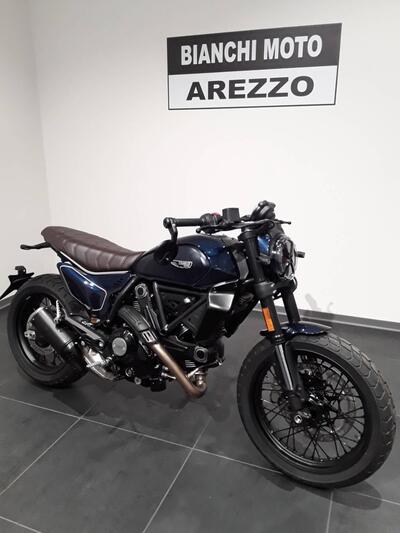 Ducati Scrambler 800 Nightshift (2023 - 25) nuova