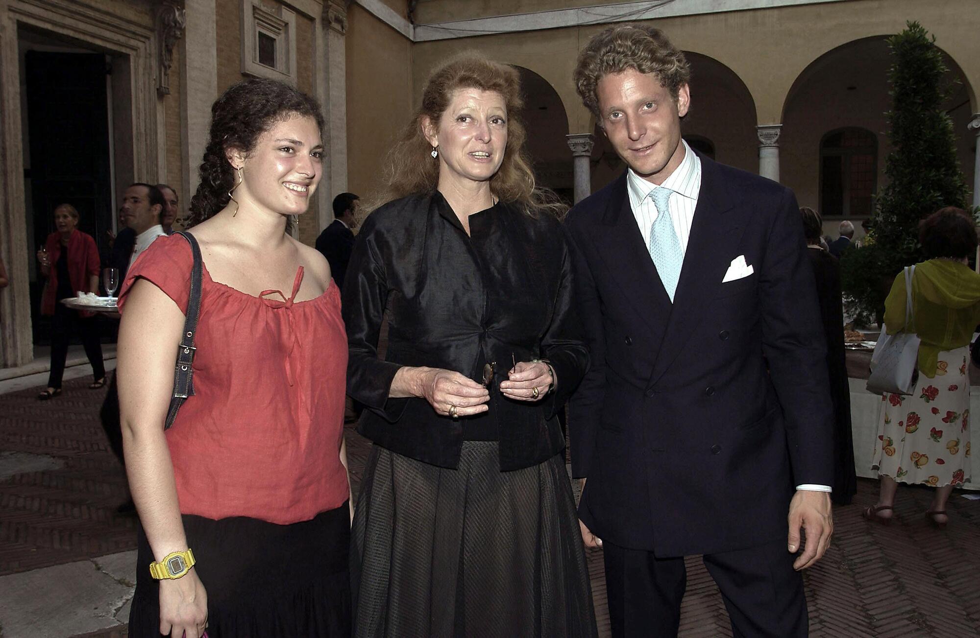Margherita Agnelli con John e Ginevra Elkann