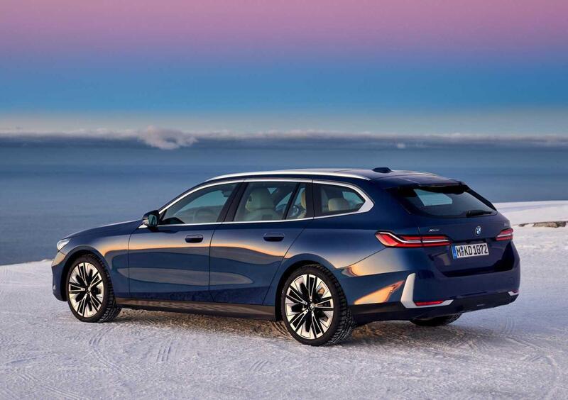 BMW Serie 5 Touring (2024-->>) (6)