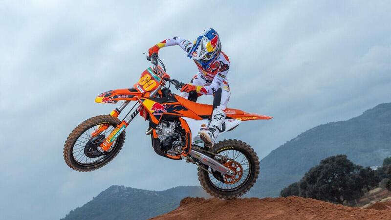 KTM 250 SX-F: la Adamo Edition, per celebrare il Mondiale 2023 in MX2