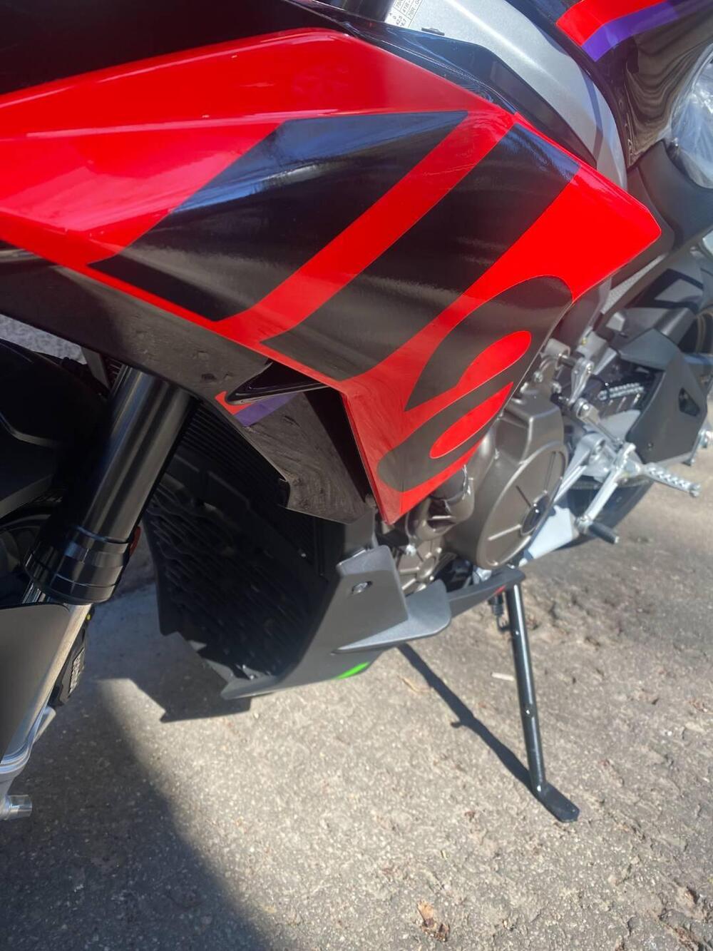 Aprilia Tuono 660 Factory (2022 - 24) (4)