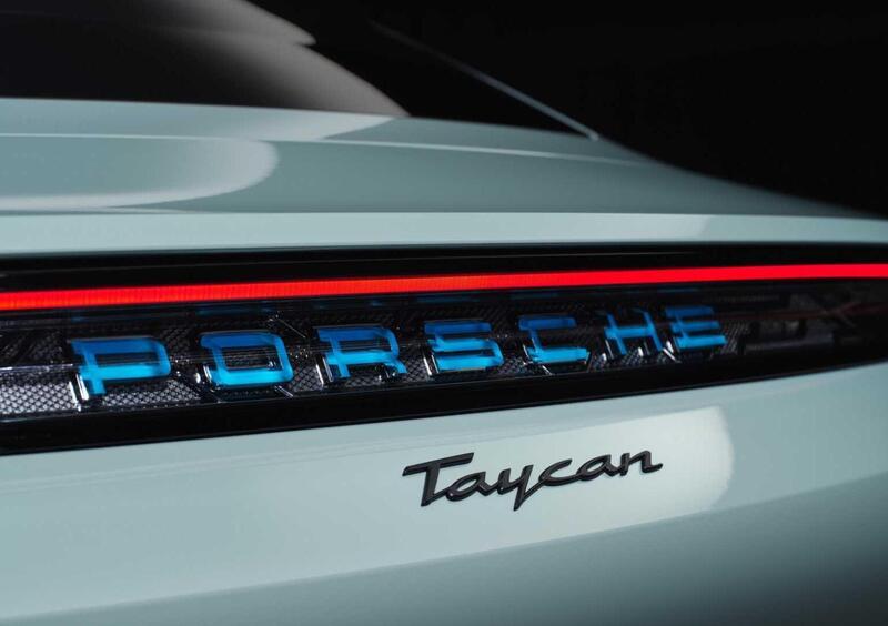 Porsche Taycan (9)