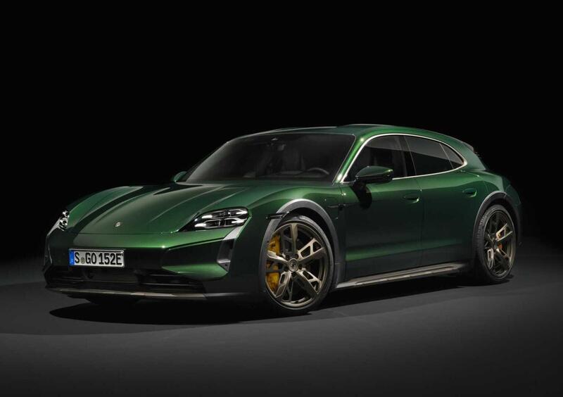 Porsche Taycan Cross Turismo