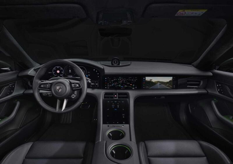 Porsche Taycan Cross Turismo (4)