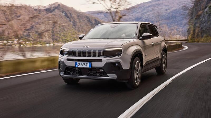 Jeep Avenger e-Hybrid: nuovo motore (con catena di distribuzione) ibrido a 48V [VIDEO]