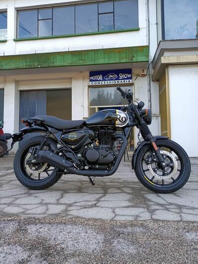 Royal Enfield HNTR 350 (2022 - 25) nuova
