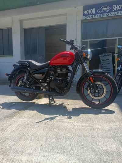Royal Enfield Meteor 350 Fireball (2021 - 25) nuova