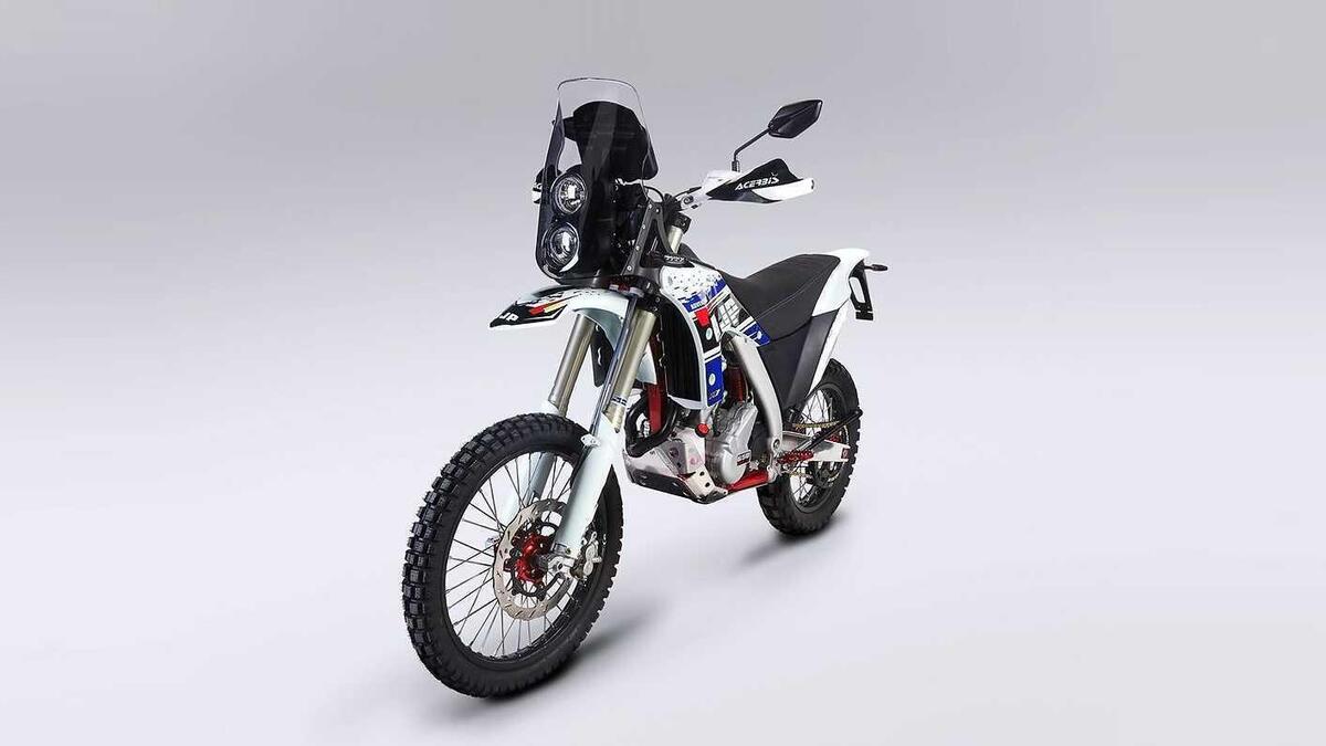 AJP PR7 650 Adventure (2021 - 24)