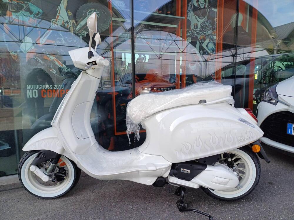 Vespa Sprint 125 Justin Bieber (2022 - 24) (2)