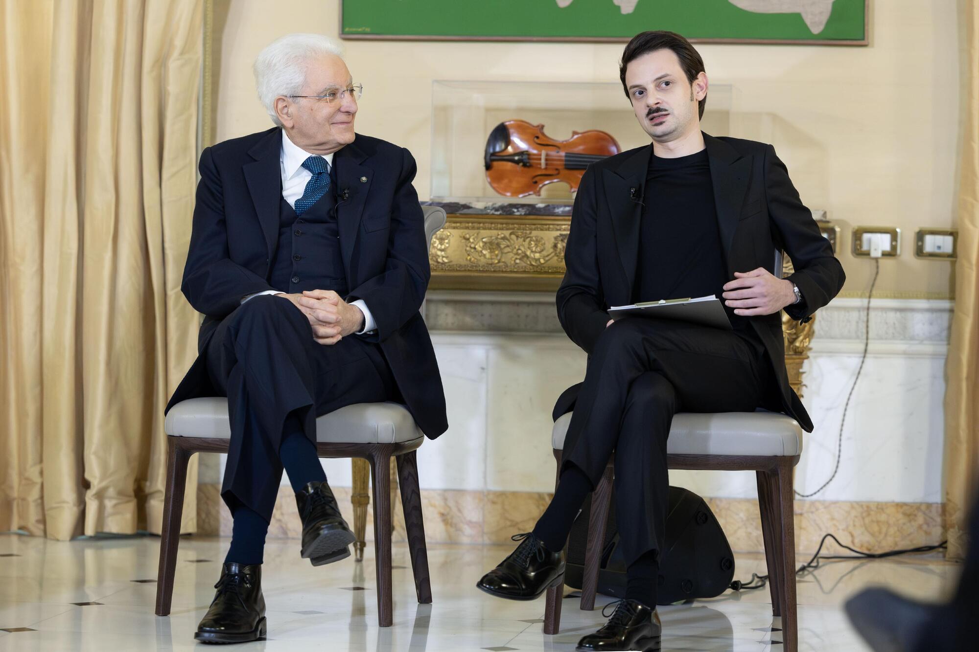 Il presidente della Repubblica Sergio Mattarella e Fabio Rovazzi