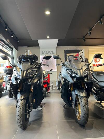 Yamaha T-Max 560 (2022 - 24) nuova