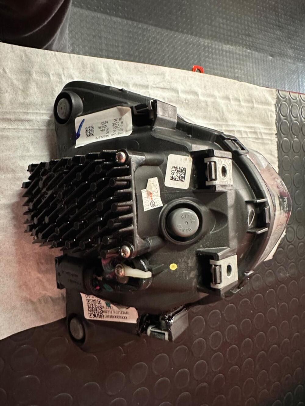 FARO ANTERIORE A LED BMW G310 R GS 2020 (3)