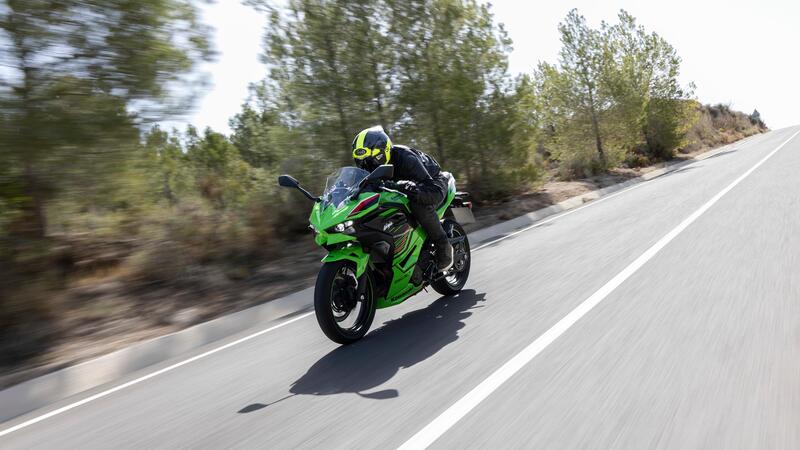 Kawasaki Ninja 500 SE TEST: impressioni di guida, pregi e difetti [VIDEO E GALLERY]