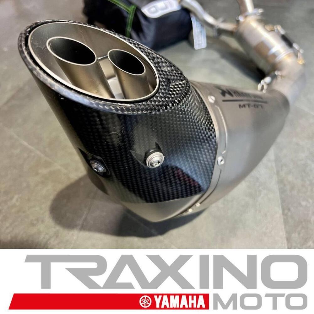 Scarico MT07 Akarapovic super scontato! Akrapovic (2)