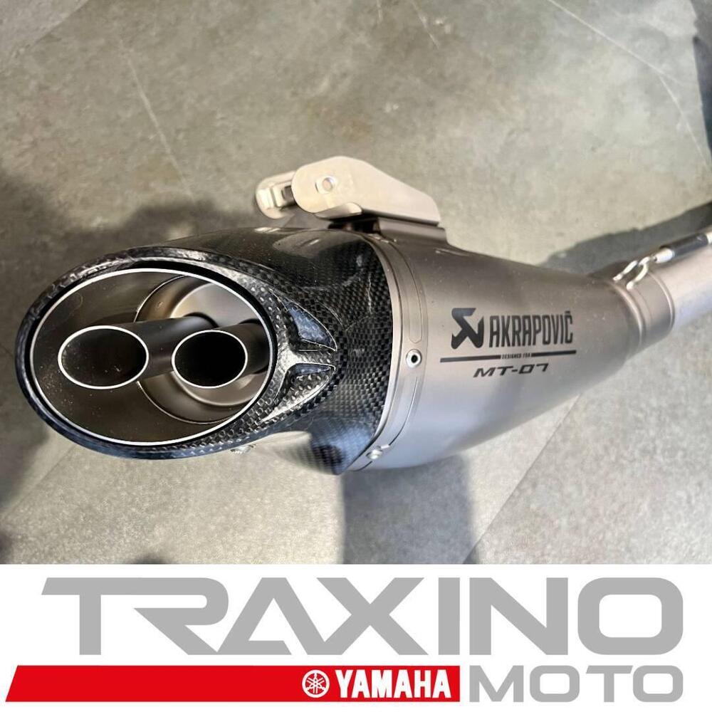 Scarico MT07 Akarapovic super scontato! Akrapovic (3)