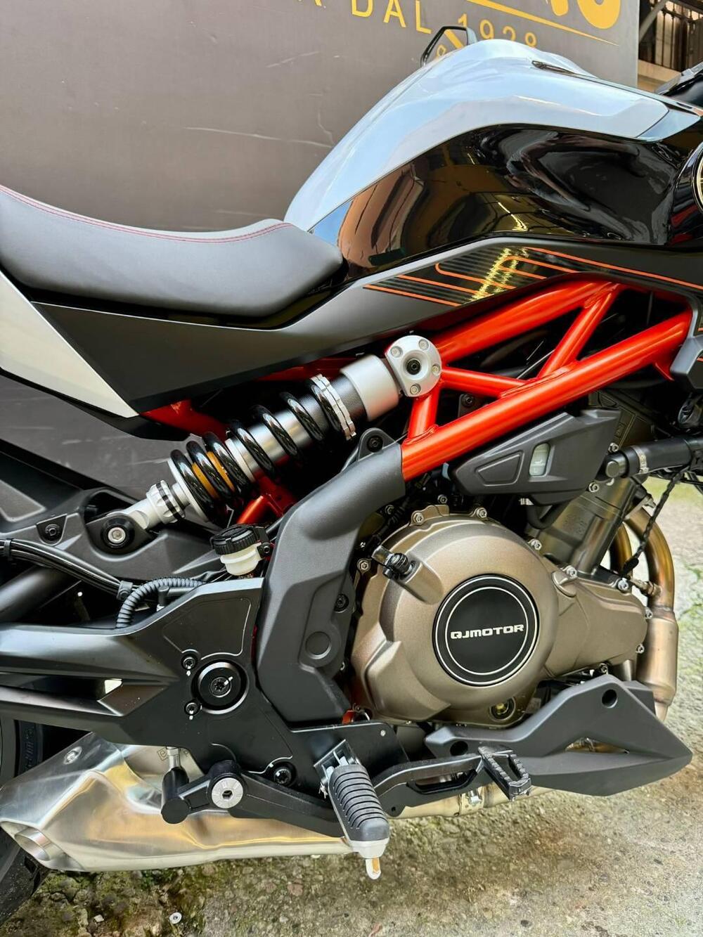 QJ Motor SRK 400 (2023 - 25) (9)