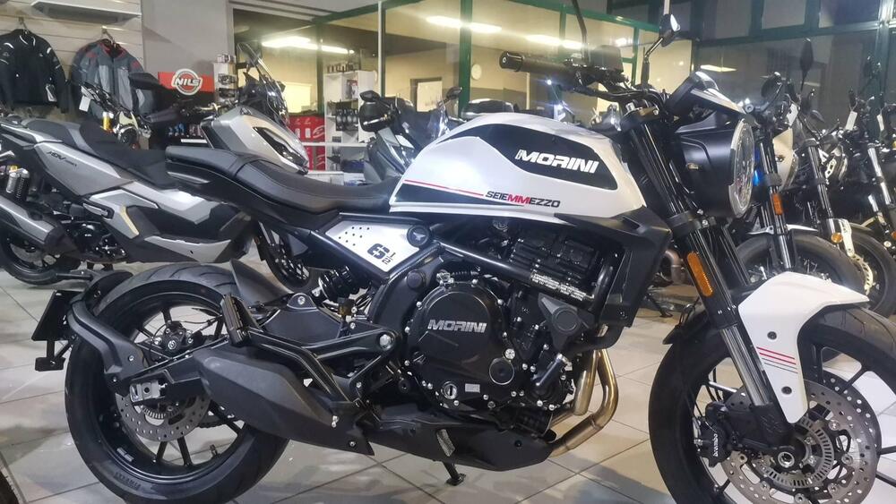 Moto Morini SEIEMMEZZO STR (2022 - 26) (2)