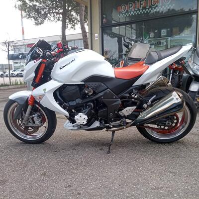 Kawasaki Z 1000 (2007 - 09) usata