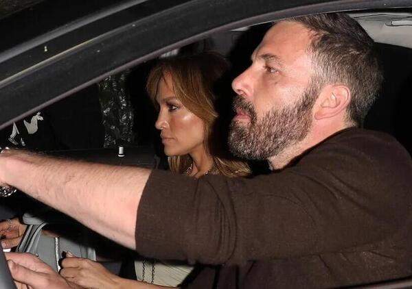 Nuovi guai in auto per Ben Affleck (e Jennifer Lopez): forse gli servirebbe davvero la Batmobile? 