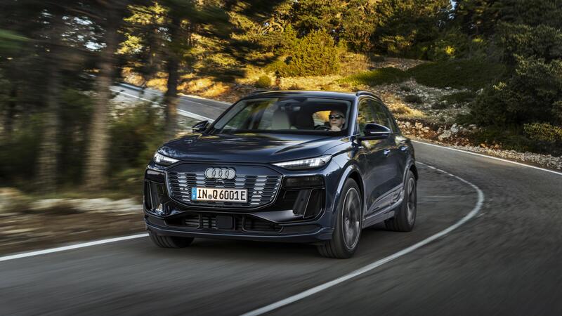 Audi Q6 e-tron: arriva la piattaforma PPE con 100 kW di batteria, i prezzi da 79.500 euro