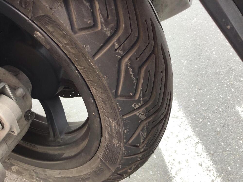 Kawasaki J 300 SE (2017 - 18) (3)