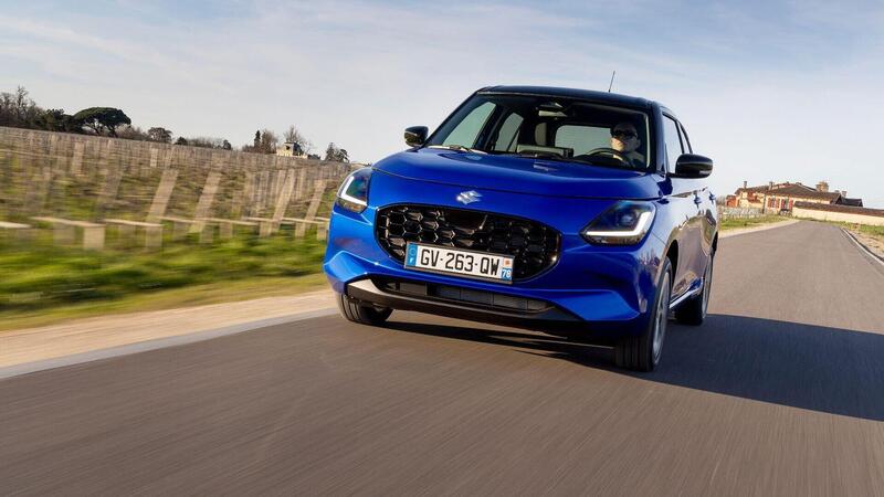 Suzuki Swift 2024: leggera, efficiente e (pi&ugrave;) tecnologica. Da 22.500 euro [Video]