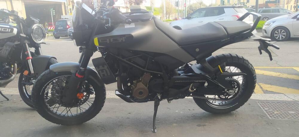 Husqvarna Svartpilen 401 (2024 - 25)