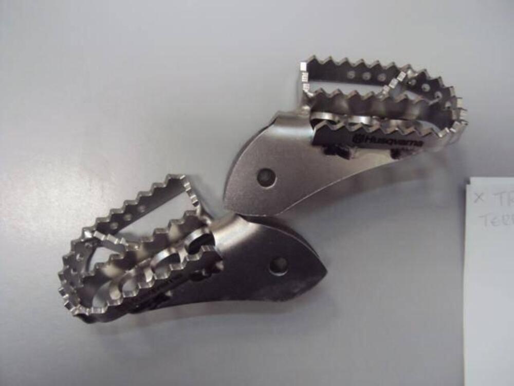 pedane Husqvarna (3)