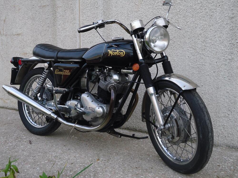 Norton Commando (14)