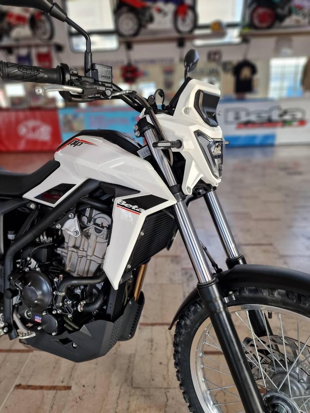 Betamotor Alp 4.0 (2024 - 26) (4)